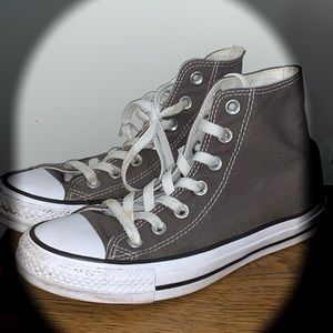Gray converse high tops